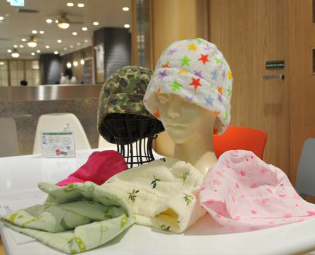 病室に花が咲く 手作りタオル帽子講習会 新着ニュース プレスリリース イベント 造血幹細胞移植情報サービス 日本赤十字社