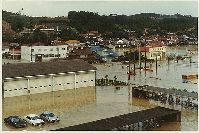 587heavyrain.jpg