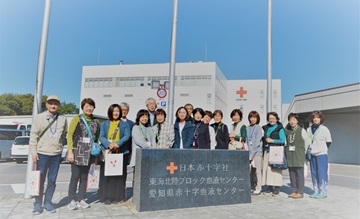多治見市にて活動中の笠原地域民生児童委員協議会の皆さまの写真２