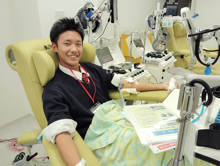 津商業高校の写真2