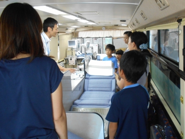 09_バス車内見学