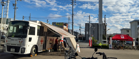 静岡葵ライオンズクラブ様の献血活動、アピタ静岡店様にて1.png